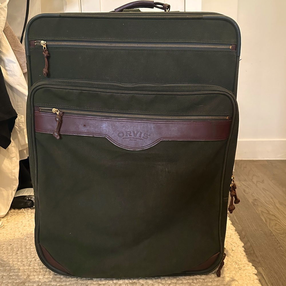 Orvis Battenkill Suitcase Luggage